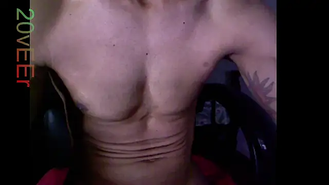 Snapshot of 20vEEr chatting on February 9, 2026, 10:30 pm 20vEEr online show from February 9, 2026, 10:30 pm