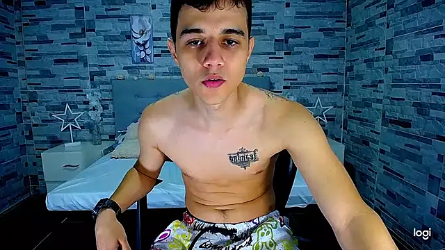 ADAM HOT online show from September 11, 2025, 8:53 pm