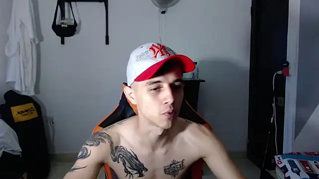 ADAM HOT online show from June 21, 2026, 11:10 pm