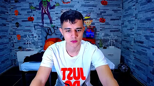 ADAM HOT online show from October 11, 2025, 10:11 pm