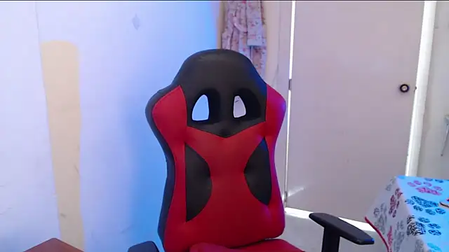 Snapshot of Maximesex chatting on February 6, 2026, 1:40 pm Maximesex online show from February 6, 2026, 1:40 pm