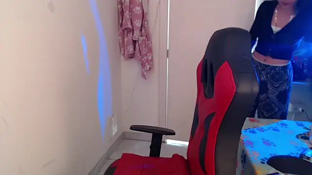 Maximesex online show from November 14, 2025, 1:37 pm