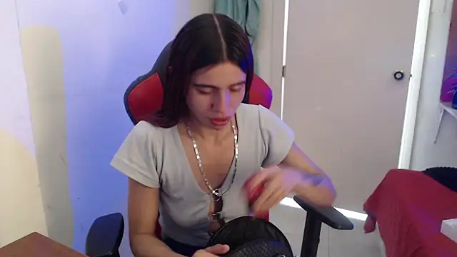 Maximesex online show from June 1, 2026, 1:44 pm