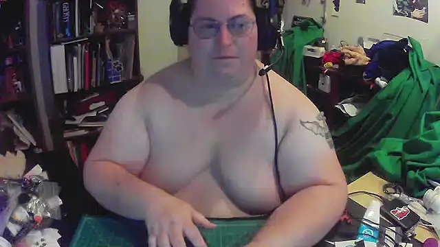 ShibariTurtleDuck online show from October 14, 2025, 11:14 pm