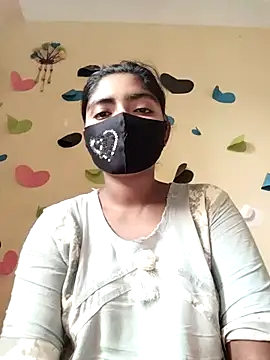 Snapshot of Lina-Rose chatting on March 9, 2025, 1:14 am Lina-Rose online show from March 9, 2025, 1:14 am