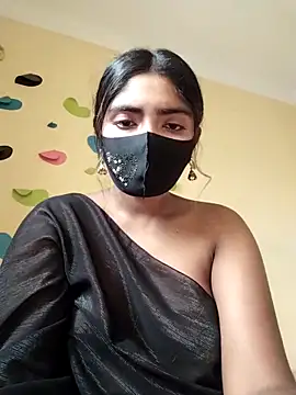 Snapshot of Lina-Rose chatting on March 22, 2025, 7:47 am Lina-Rose online show from March 22, 2025, 7:47 am