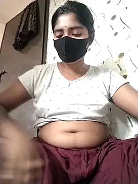 Snapshot of Lina-Rose chatting on September 22, 2025, 4:29 am Lina-Rose online show from September 22, 2025, 4:29 am