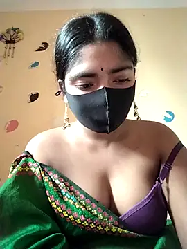 Snapshot of Lina-Rose chatting on September 18, 2025, 2:14 am Lina-Rose online show from September 18, 2025, 2:14 am