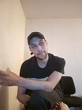 kx93 online show from November 18, 2025, 6:33 pm