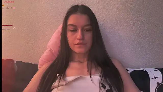 Snapshot of Alice__grace chatting on March 2, 2025, 2:04 pm Alice grace online show from March 2, 2025, 2:04 pm