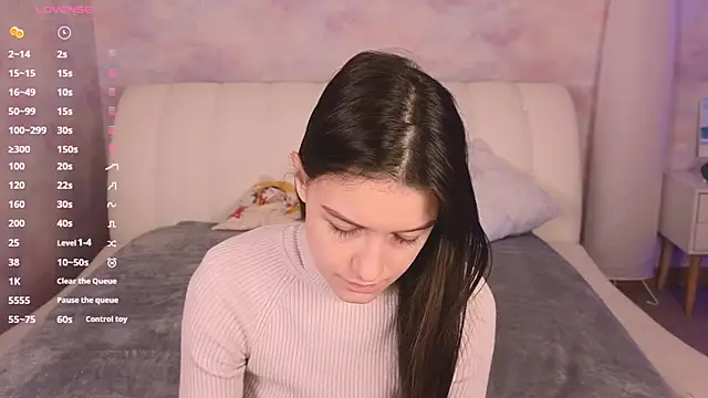 Snapshot of Alice__grace chatting on January 26, 2025, 10:24 pm Alice grace online show from January 26, 2025, 10:24 pm