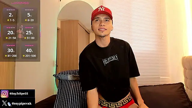 soyander03  online show from January 10, 2026, 11:49 am