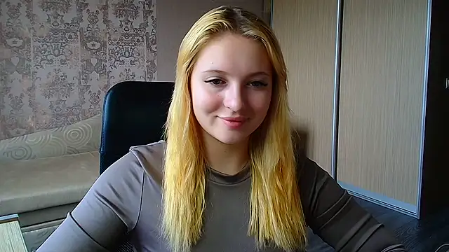 Snapshot of Milka_kiss_ chatting on July 14, 2026, 10:43 am Milka kiss online show from July 14, 2026, 10:43 am