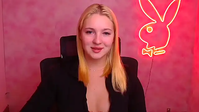 Milka kiss  online show from October 6, 2025, 6:03 am