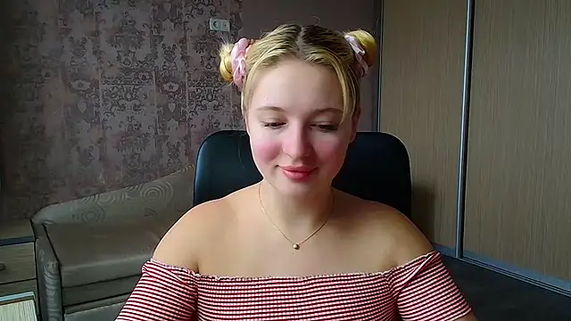 Snapshot of Milka_kiss_ chatting on February 27, 2026, 10:48 am Milka kiss online show from February 27, 2026, 10:48 am