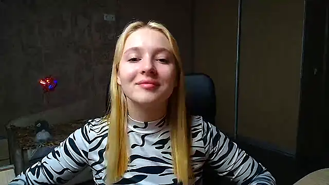 Snapshot of Milka_kiss_ chatting on December 20, 2025, 11:57 am Milka kiss online show from December 20, 2025, 11:57 am