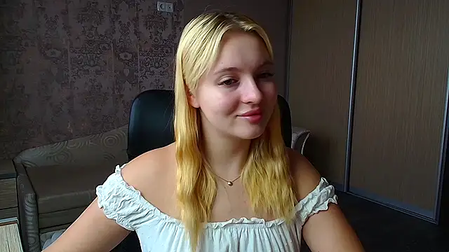 Snapshot of Milka_kiss_ chatting on February 16, 2026, 11:31 am Milka kiss online show from February 16, 2026, 11:31 am