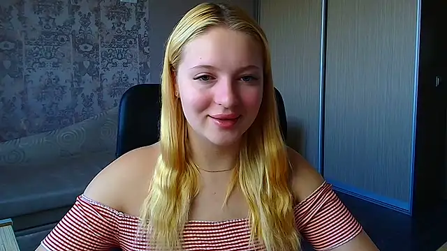 Snapshot of Milka_kiss_ chatting on June 30, 2026, 8:25 am Milka kiss online show from June 30, 2026, 8:25 am