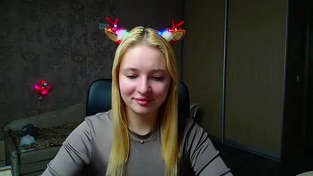 Snapshot of Milka_kiss_ chatting on December 19, 2025, 11:56 am Milka kiss online show from December 19, 2025, 11:56 am