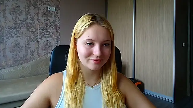 Snapshot of Milka_kiss_ chatting on July 9, 2026, 10:04 am Milka kiss online show from July 9, 2026, 10:04 am