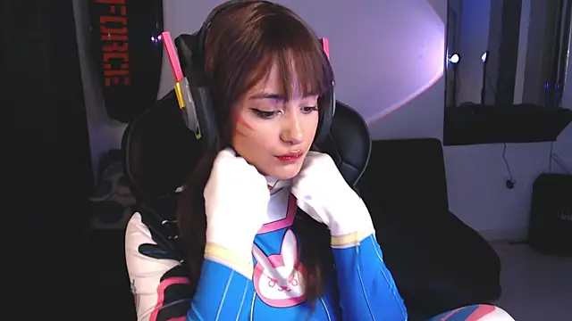 liz-beths online show from September 27, 2025, 9:21 pm