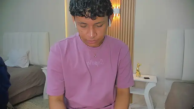 axel ps online show from October 16, 2025, 2:31 am