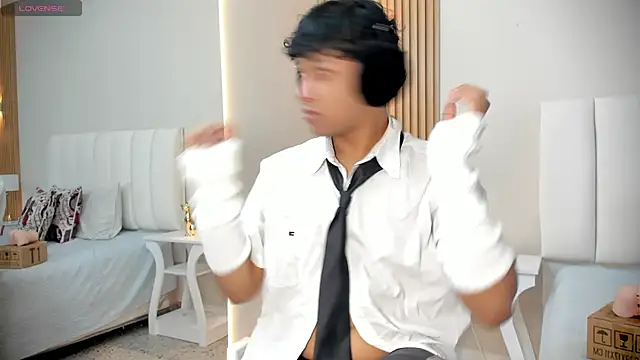 axel ps online show from November 6, 2025, 4:05 am