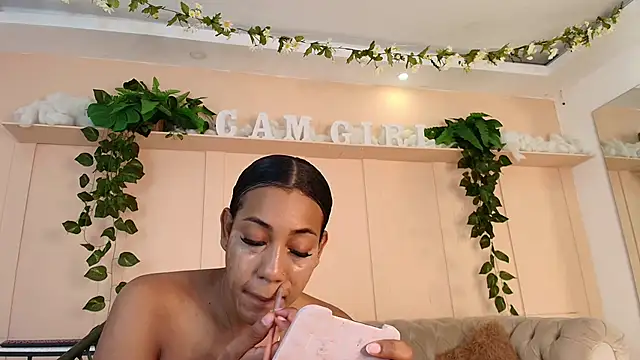 Snapshot of flavia_cruz chatting on November 27, 2025, 7:03 pm flavia cruz online show from November 27, 2025, 7:03 pm