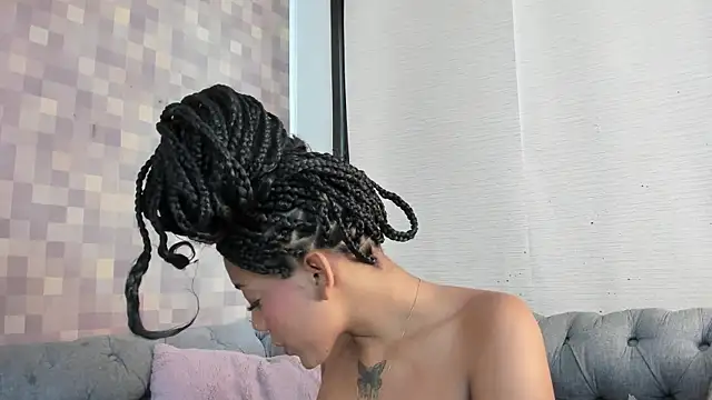 Snapshot of flavia_cruz chatting on September 25, 2025, 7:42 pm flavia cruz online show from September 25, 2025, 7:42 pm
