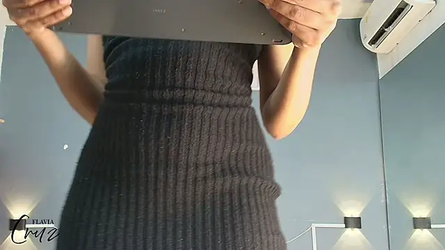 Snapshot of flavia_cruz chatting on November 4, 2025, 8:12 pm flavia cruz online show from November 4, 2025, 8:12 pm