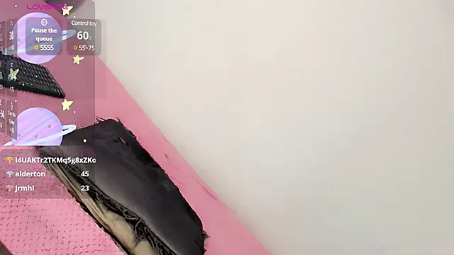 Snapshot of Danielysvalen chatting on February 16, 2025, 8:21 am Danielysvalen online show from February 16, 2025, 8:21 am