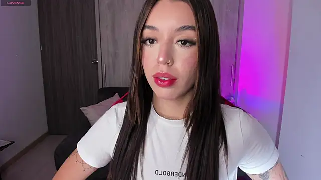 Snapshot of zoee_jackson chatting on January 11, 2026, 1:23 am zoee jackson online show from January 11, 2026, 1:23 am