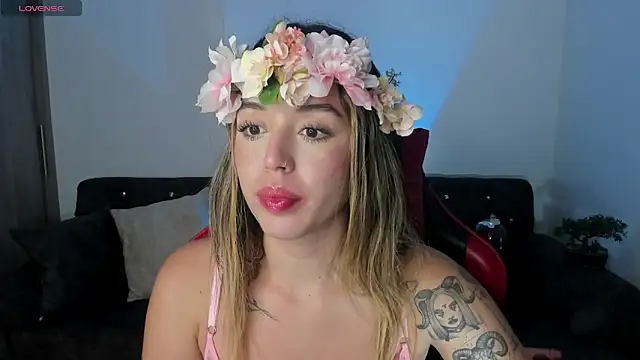 Snapshot of zoee_jackson chatting on November 26, 2025, 2:55 am zoee jackson online show from November 26, 2025, 2:55 am