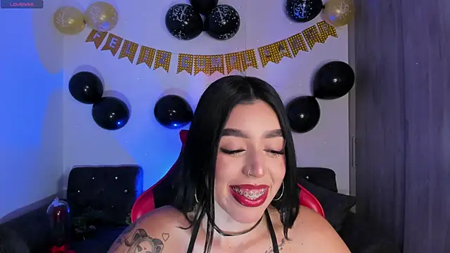 zoee jackson online show from April 16, 2026, 5:30 am