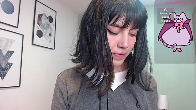 amy adams1 online show from September 29, 2025, 4:08 am