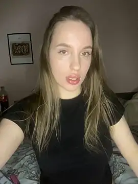 Snapshot of EdnaBradley chatting on February 1, 2026, 6:39 pm EdnaBradley online show from February 1, 2026, 6:39 pm