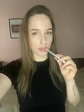 Snapshot of EdnaBradley chatting on February 2, 2026, 2:27 pm EdnaBradley online show from February 2, 2026, 2:27 pm