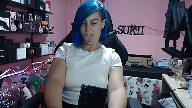 sukii93 online show from May 21, 2026, 8:06 pm