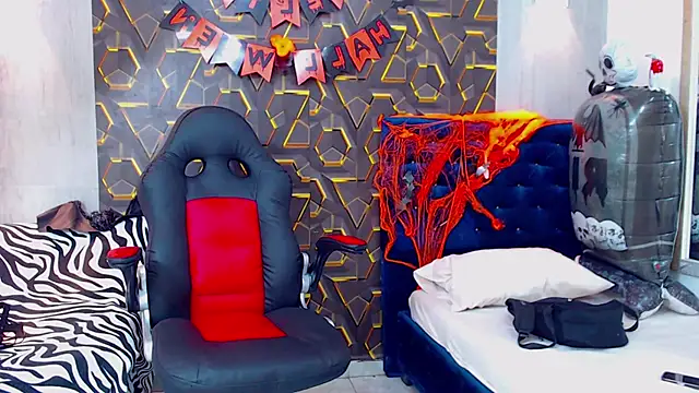 nazper online show from October 31, 2025, 4:58 pm