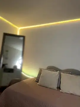 Snapshot of AmmyCollinsW chatting on October 4, 2025, 7:59 pm AmmyCollinsW online show from October 4, 2025, 7:59 pm