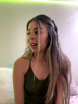 Snapshot of AmmyCollinsW chatting on September 13, 2025, 7:58 pm AmmyCollinsW online show from September 13, 2025, 7:58 pm