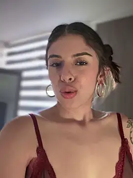 Snapshot of AmmyCollinsW chatting on February 21, 2025, 10:15 pm AmmyCollinsW online show from February 21, 2025, 10:15 pm