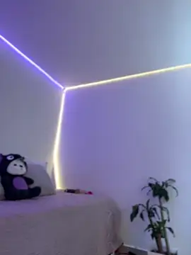 AmmyCollinsW online show from March 12, 2026, 8:13 pm