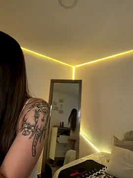 Snapshot of AmmyCollinsW chatting on September 18, 2025, 7:50 pm AmmyCollinsW online show from September 18, 2025, 7:50 pm