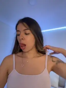 Snapshot of AmmyCollinsW chatting on October 11, 2025, 8:43 pm AmmyCollinsW online show from October 11, 2025, 8:43 pm