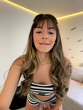 Snapshot of AmmyCollinsW chatting on November 9, 2025, 8:13 pm AmmyCollinsW online show from November 9, 2025, 8:13 pm