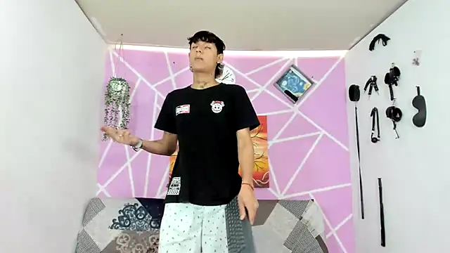 Snapshot of Fresahot2005 chatting on February 4, 2025, 7:11 pm Fresahot2005 online show from February 4, 2025, 7:11 pm