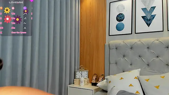 lennabell online show from September 22, 2025, 4:02 pm