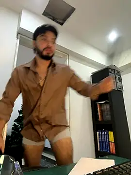  tony8 online show from November 28, 2025, 5:13 pm