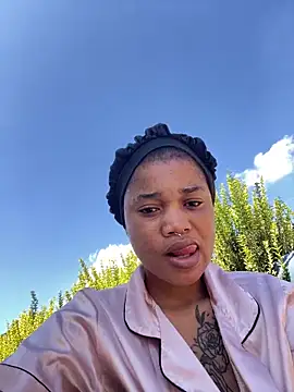 Snapshot of cardibabe chatting on April 2, 2026, 9:27 am cardibabe online show from April 2, 2026, 9:27 am